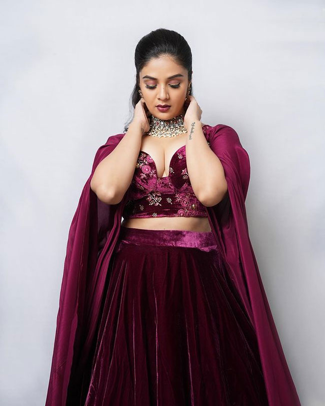 Staggering Looks Of Sreemukhi In White